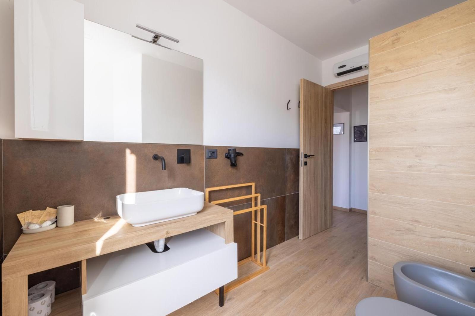 Croma - Guest House ภายนอก รูปภาพ